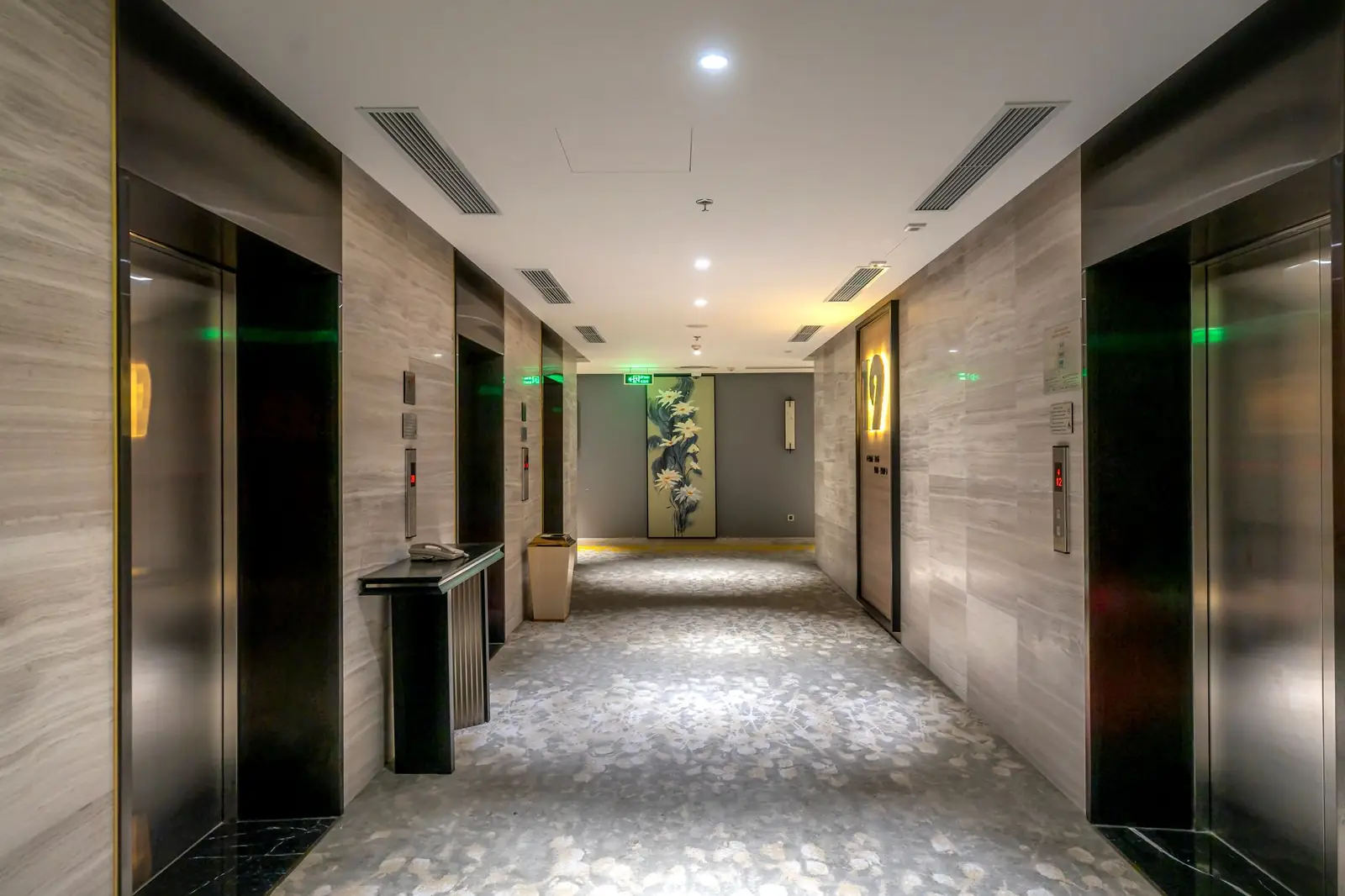 MorvellianroyalHaven interior corridor